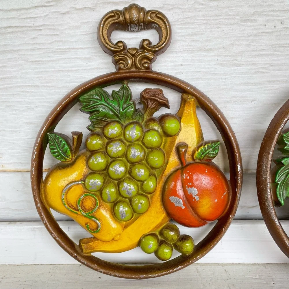 Vintage 1975 Sexton Metal Fruit Wall Decor
